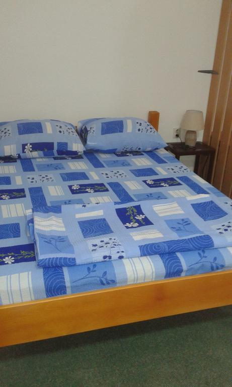 Apartments Bozic เทรบินเย ภายนอก รูปภาพ