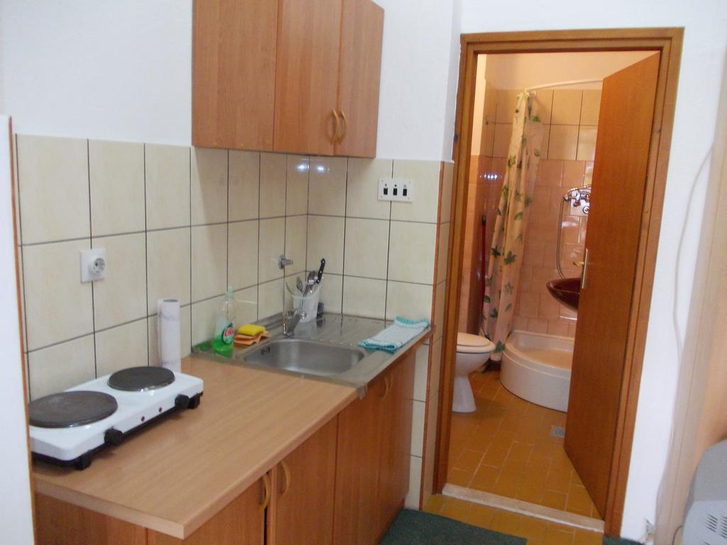 Apartments Bozic เทรบินเย ภายนอก รูปภาพ