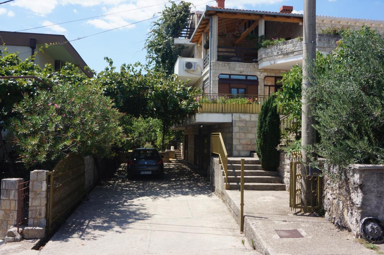 Apartments Bozic เทรบินเย ภายนอก รูปภาพ