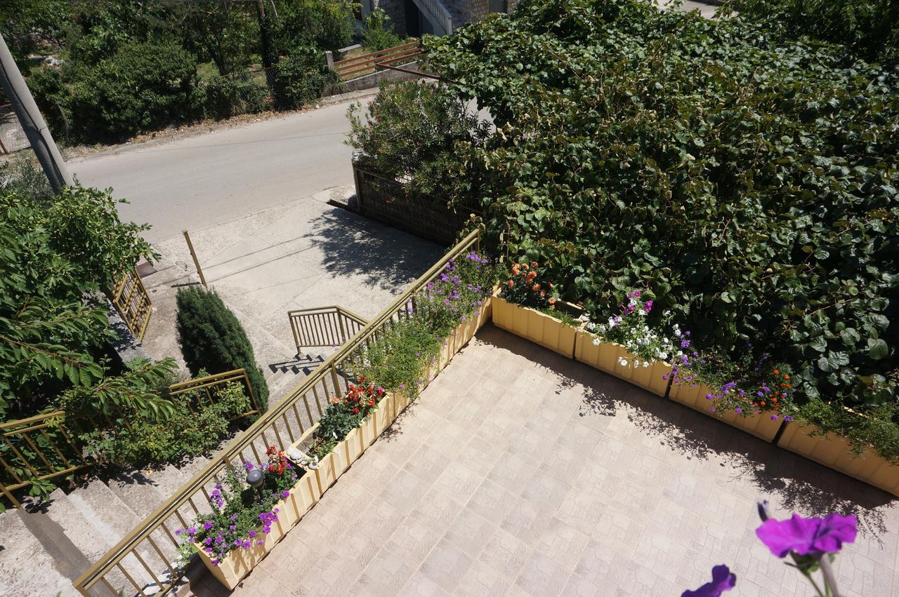 Apartments Bozic เทรบินเย ภายนอก รูปภาพ